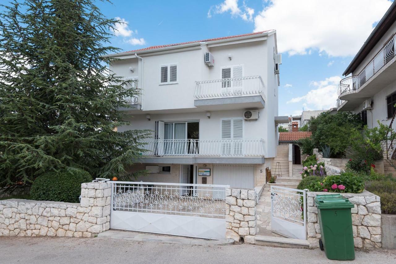 Apartamento Studio Maslina Šibenik Exterior foto